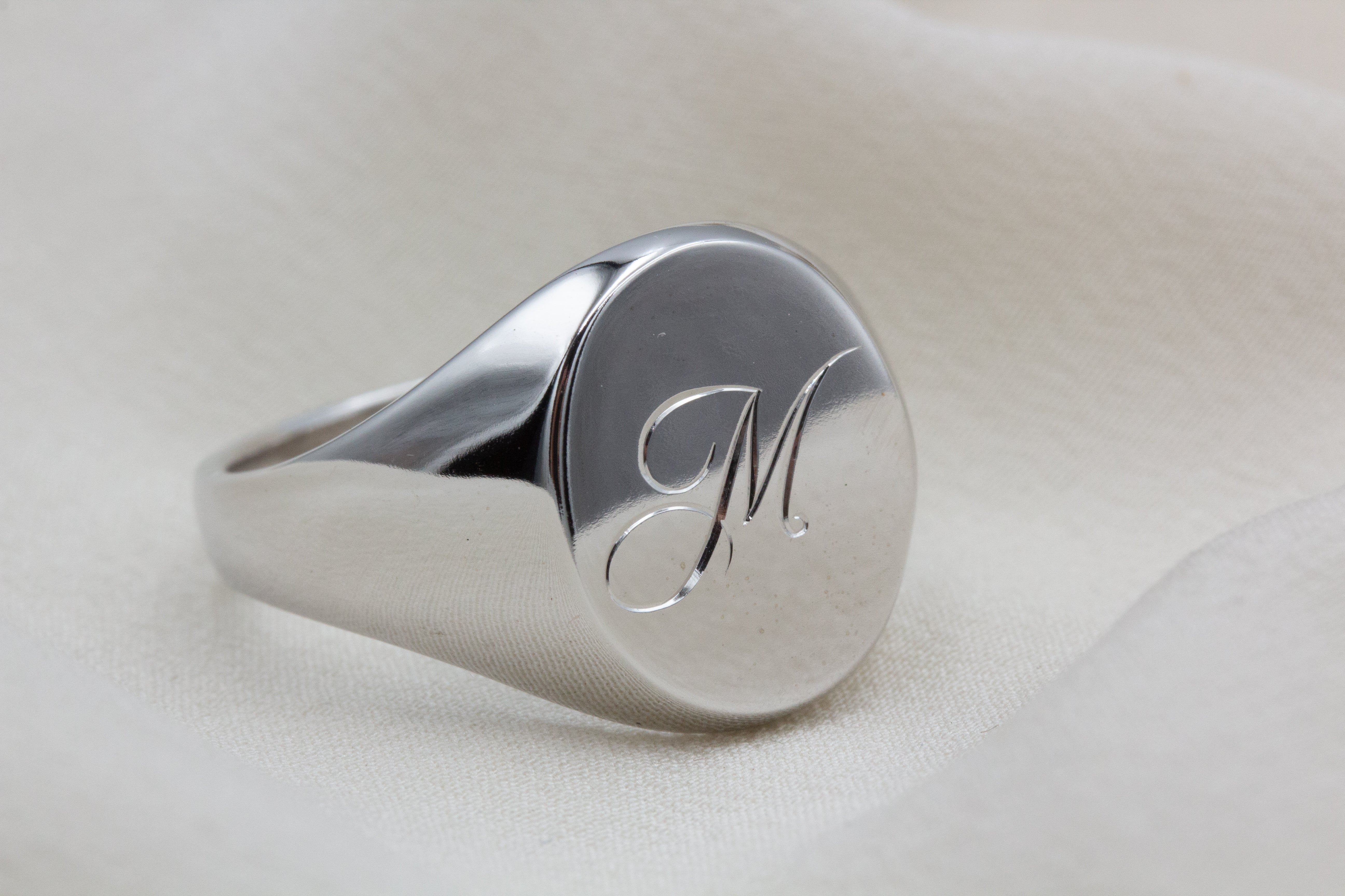 Gents Classic Signet